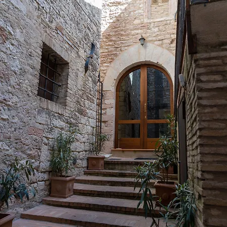 阿西西赫利俄斯住宿加早餐旅馆 4*